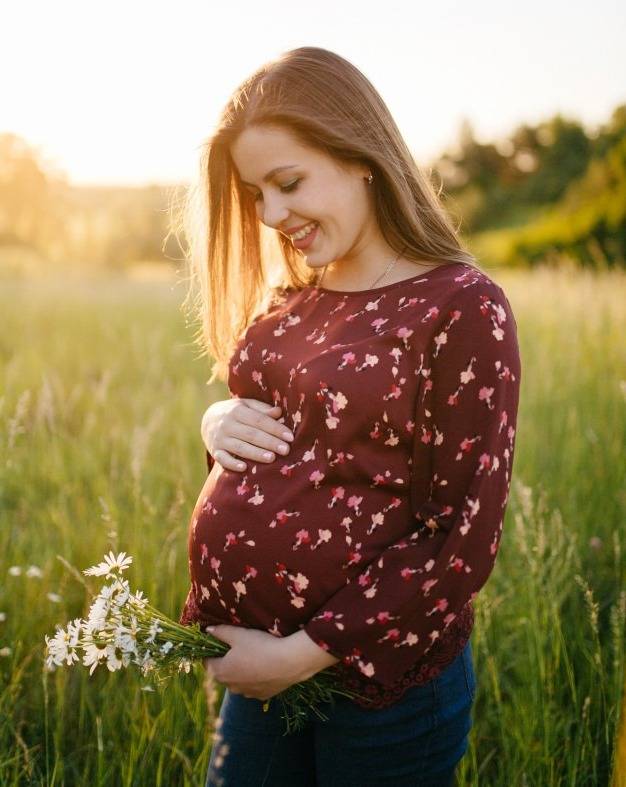 شاد بودن در دوران بارداری