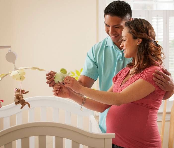 شاد بودن در دوران بارداری
